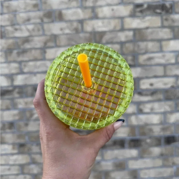 Starbucks 24 oz Cold Tumbler Cup with Straw - yellow and pink ombré - Picture 5 of 7